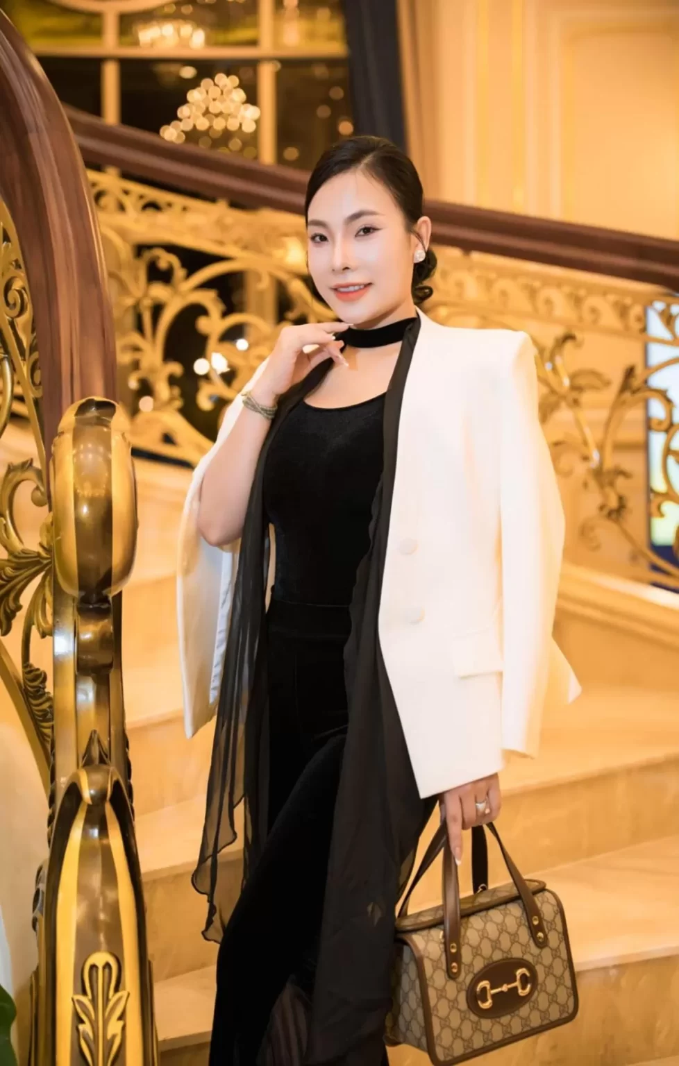 phép lịch sự là gì